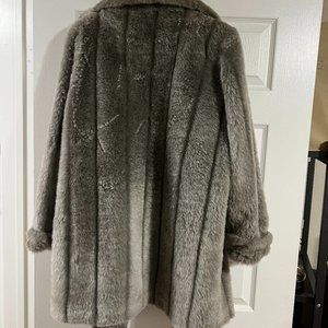 Dennis Basso L Faux Fur Coat - Grey